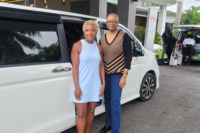 One way Private transfer from Airport to Resorts - What you will see along the way