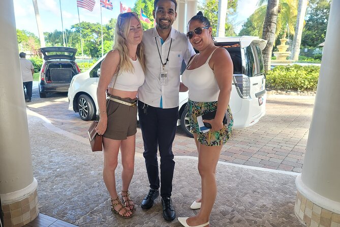 One way Private transfer from Airport to Resorts - Why a private vehicle can be worth $60