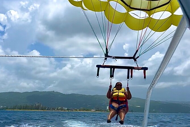 Parasailing Experience in Montego Bay - What happens during the 30-minute experience