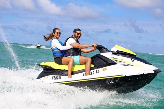 Parasailing & Jet Ski-Combo in Montego Bay - The 15-minute move to the parasailing beach