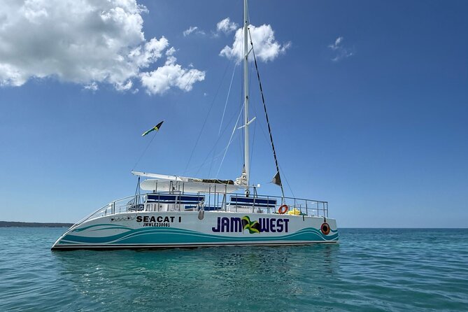 Party Catamaran Sunset Ricks Cafe Negril Open Bar and DJ - A Negril party cruise built around movement