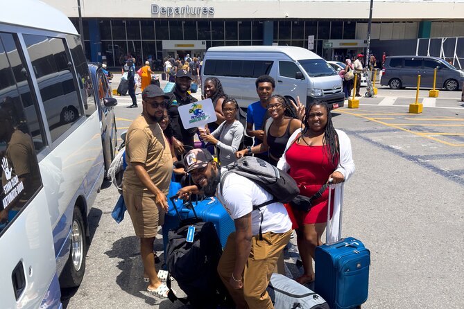 Princess Grand Hotels Airport Transportation Service - The 40 to 50 minute ride toward Green Island