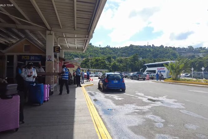 Private Airport transfer from MBJ to & from Hotel's in Ochi Rios - Who will get the most from this transfer