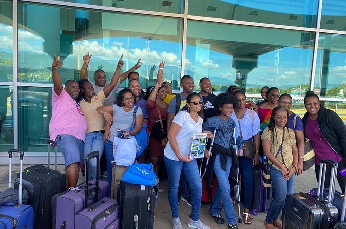 Private Airport Transfer from Montego Bay Airport to Ocho Rios - Who gets the best value from this transfer