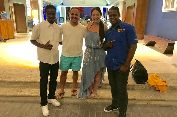 Private Airport transfer from Montego Bay to Ocho rios - A simple airport exit from Montego Bay