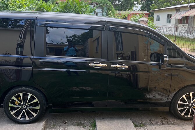 Private Airport transfer hotels in montegobay - From Sangster arrivals to your Montego Bay hotel