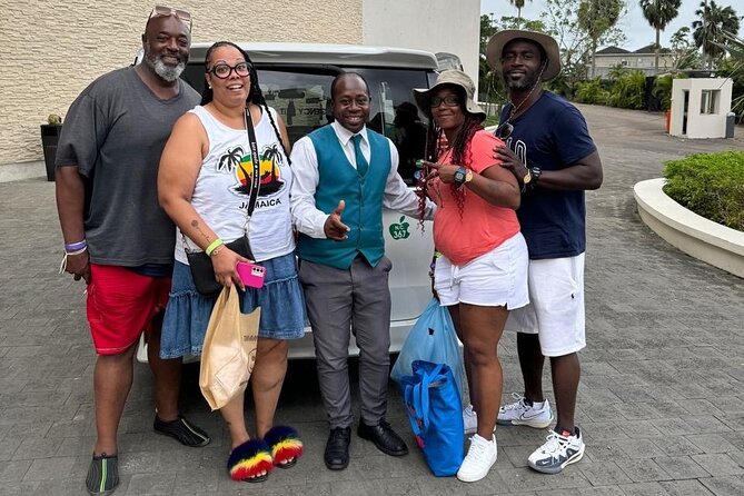 Private Airport Transfer Montego Bay Airport to Negril (One-Way) - Flexible stops for food, drinks, and supplies