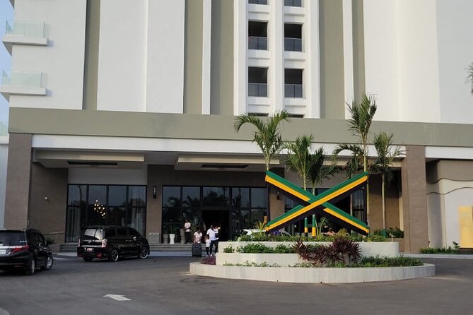 Private Airport Transfer Riu Aquarelle & Excellence Oyster Bay - Why Private Matters for Families and Small Groups