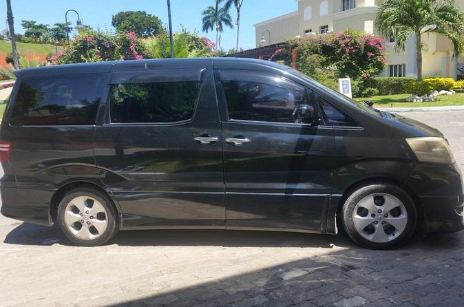 Private Airport Transfer to Bahia Principe Grand Jamaica - Optional food and drink stops along the way
