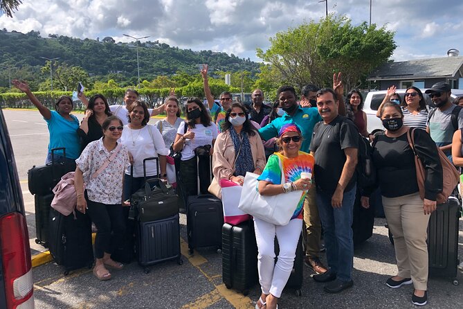 Private Airport Transfer to Hideaway at Royalton Blue Waters - Service quality begins before pickup