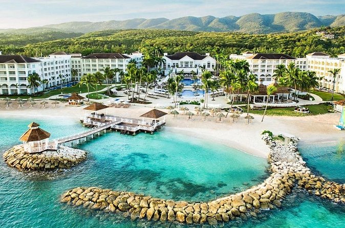 Private Airport Transfer to Hyatt Rose Hall Resort - Who should book this transfer