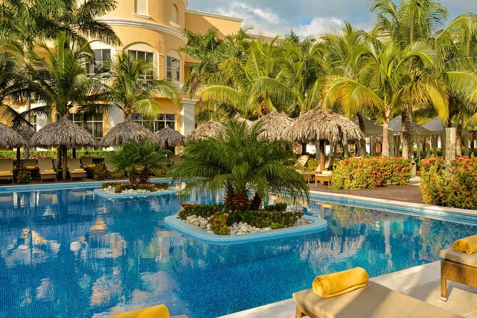 Private Airport Transfer to Iberostar Rose Hall Resort - How the pickup arrangement works