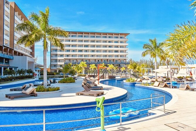 Private Airport Transfer to Royalton, Ocean Coral Spring & Excellence Oyster Bay - The ride to Royalton, Ocean Coral Spring, or Excellence Oyster Bay