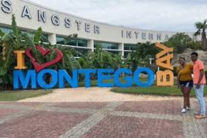 Private Airport Transfers to/from Hotels in Montego Bay - What the driver adds to a basic transfer