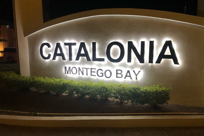 Private Airport Transfers To Montego Bay Hotels - A five to 15 minute ride, with an important caveat