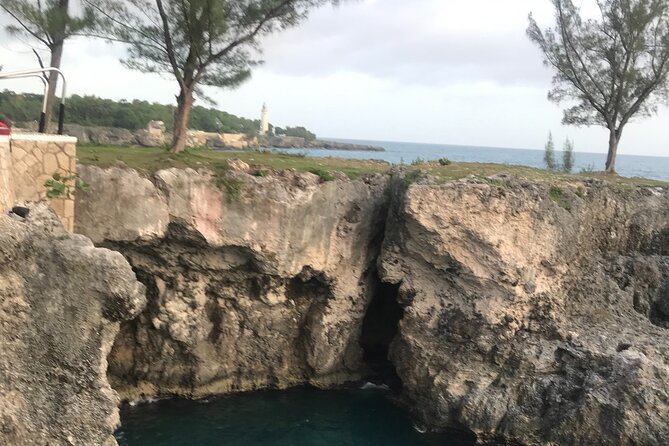 Private and Customized Tour to Negril From Montego Bay - Who should book this experience