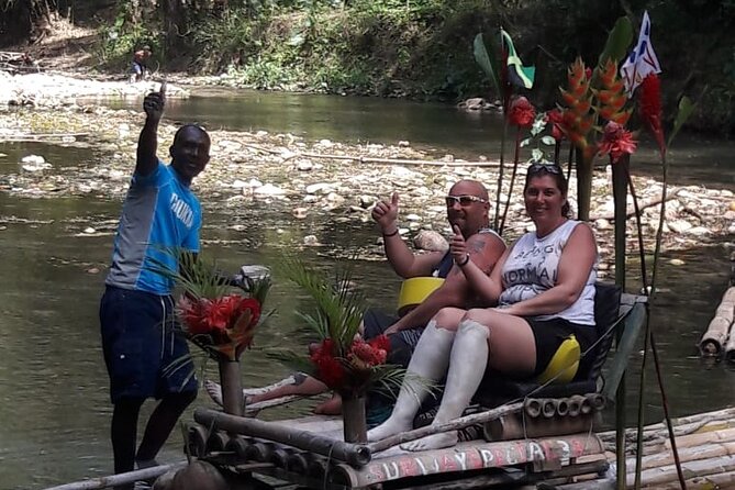 Private Bamboo Rafting along Great River with Pickup - Riding the 30-foot bamboo raft