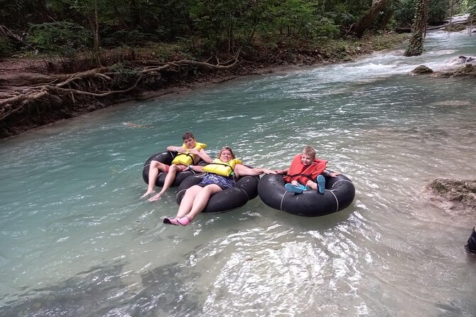 Private Blue Hole and River Tubing from Ocho Rios - What I like about Quest Transfers and Tours