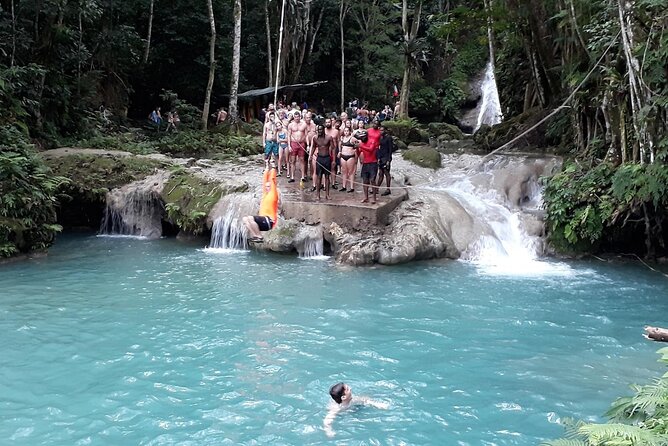 Private Blue Hole and River Tubing from Ocho Rios - What the first 90 minutes feel like