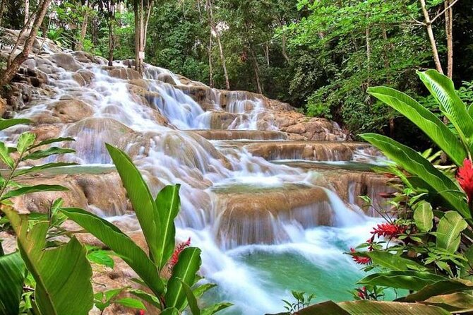 Private Combo Tour From Ocho Rios to Blue Hole and Dunn's River - Why pair Blue Hole with Dunn’s River Falls?