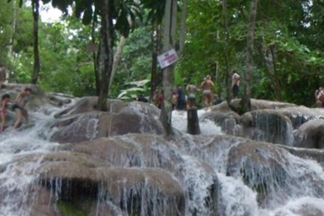 Private Dunn's River Falls and Tubing Tour From Ocho Rios - The White River’s 45-minute tubing run