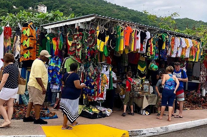 Private Guided 2-Hour Tour in Montego Bay - A private car changes the pace