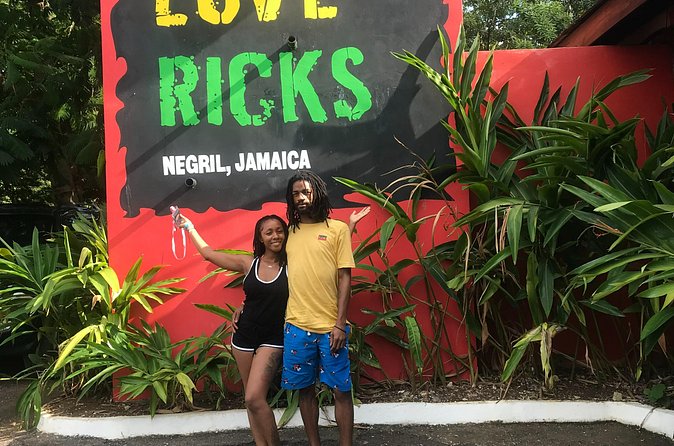 Private Half-Day Tour ATV's and Rick's Cafe with Pickup - Rick’s Cafe and the Negril cliff scene