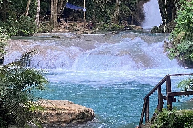 Private Horseback Riding with Blue Hole River Tour in Montego Bay - How private travel changes the day