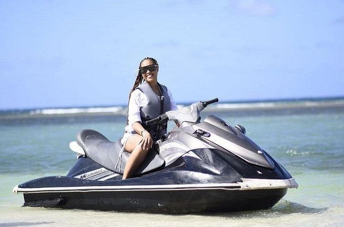 Private Jet Ski Adventure at Tropical Bliss Beach - Tropical Bliss Beach after the engines stop