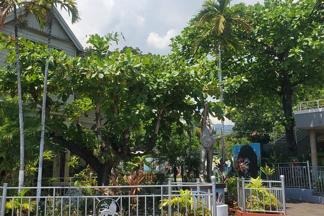 Private Kingston and Bob Marley Museum Tour from Falmouth - The real appeal: Jamaica in several different registers