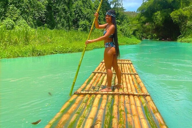 Private Martha Brae Bamboo Rafting Tour with Private Transfer - What the guides add to the day
