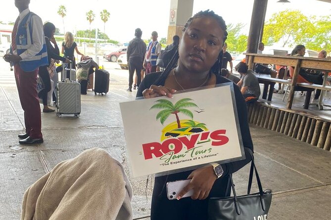Private Montego Bay Airport MBJ to Montego Bay Hotels/ Resorts - What this service does not include