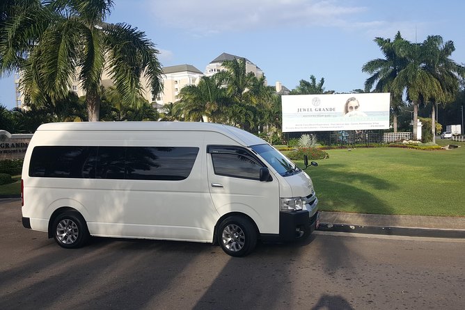 Private Montego Bay Airport Taxi to Jewel Grande - Key points to know before booking