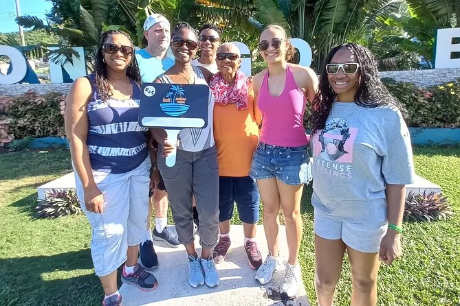 Private Montego Bay Airport Transfer to Grand Palladium - A straight ride from Montego Bay to Lucea