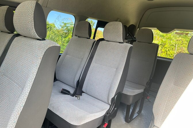 Private Montego Bay Airport Transfer to Negril - Driver quality and the feel of the journey