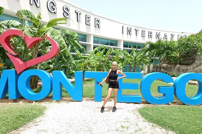 Private Montego Bay Airport Transfer to Negril - One-way or round-trip service