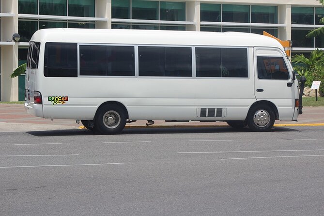 Private Montego Bay Airport Transfer to Ocho Rios Hotels - The value of $65 per person
