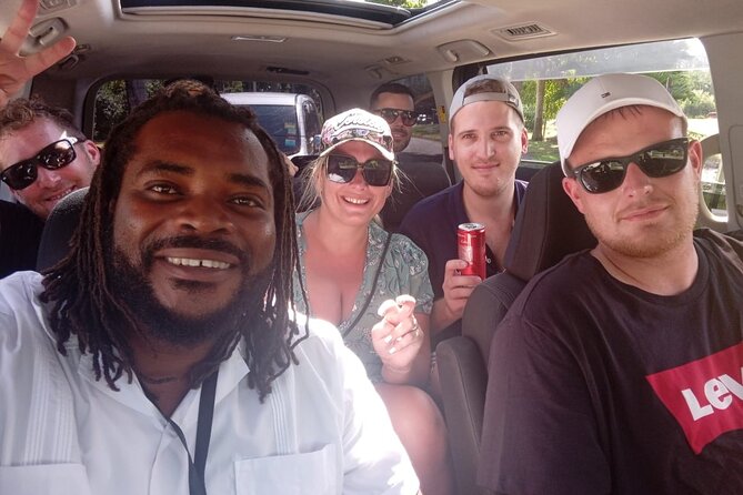 Private Montego Bay Airport Transfer with a Local Guide - A private arrival at Montego Bay airport