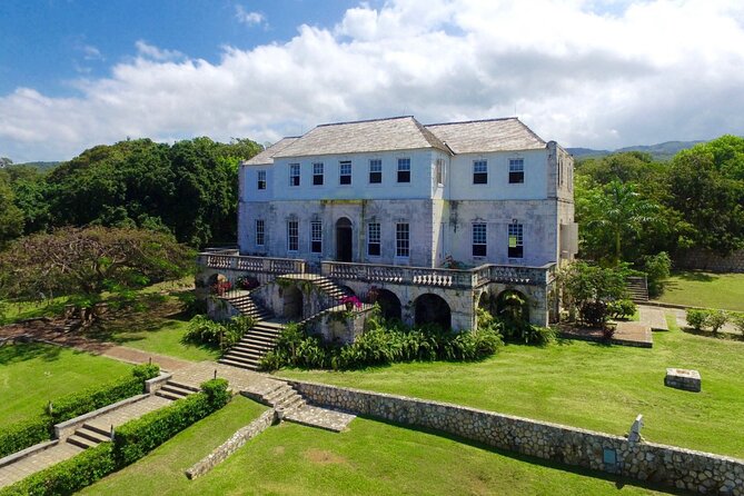 Private Montego Bay Highlights Tour with Pickup Included - What the private vehicle adds