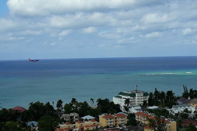 [PRIVATE] Montego Bay Highlights Tour - Driving through historic sights and local villages