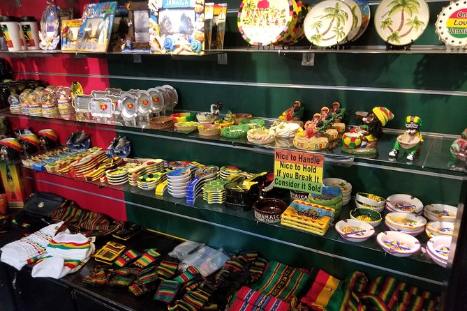 Private Montego Bay Shopping Tour with Transportation - What your guide adds to the outing