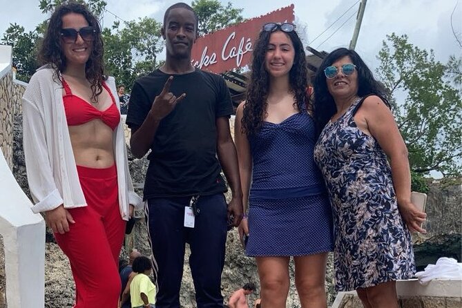 Private Negril 7 Mile Beach and Rick's Cafe Tour from Montego Bay - Three hours on Seven Mile Beach