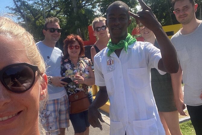 Private Negril 7 Mile Beach and Rick's Cafe Tour from Montego Bay - Drivers, flexibility, and the human side of the trip