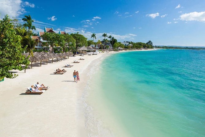 Private Negril Day Trip From Ocho Rios - Columbus Park is a quick stop with a big historical claim