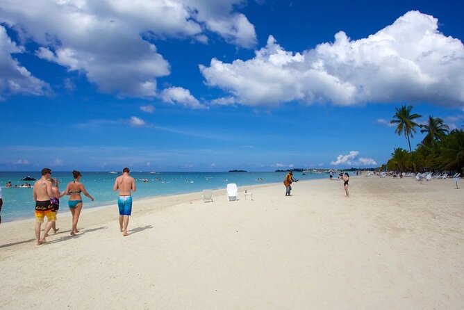 Private Negril Day Trip to Seven Miles Beach and Rick's Cafe from Runaway Bay - The private format and guide flexibility