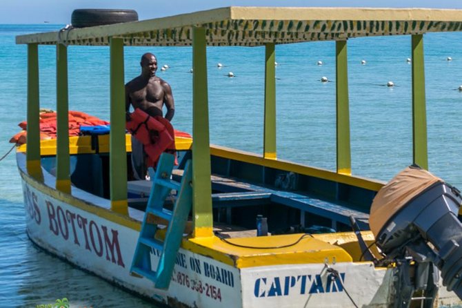 [PRIVATE] Negril Sightseeing Tour with RickS Cafe Cliff Diving - Food, local streets, and the Jamaica beyond the resort