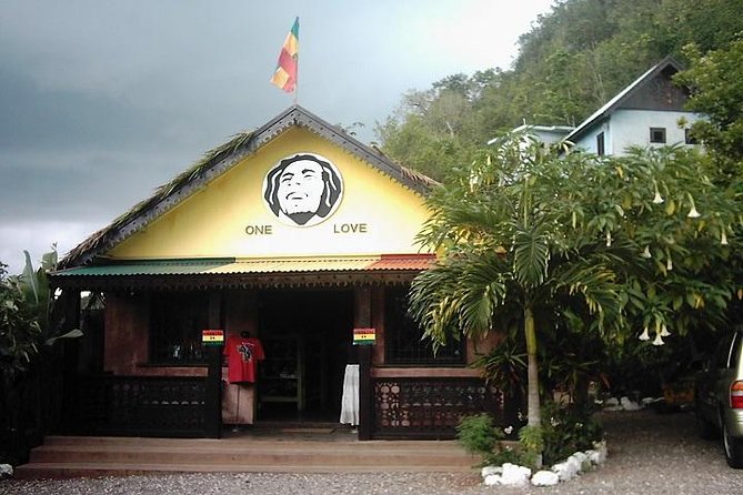Private Nine Mile Tour from Montego Bay - Arriving at Bob Marley’s village