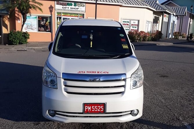 Private One Way or Roundtrip Transfers to Montego Bay Resort - What the 30-minute ride is really like
