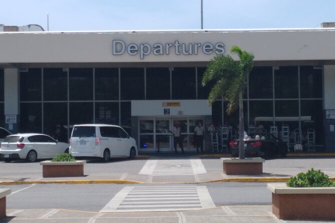 Private Round Trip Airport Transfer from Montego Bay to Ocho Rios - Leaving Montego Bay airport without the usual taxi hassle