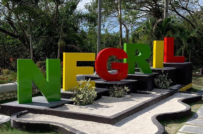 Private Roundtrip Airport Transfer Negril Hotels - The arrival route and what you can ask for